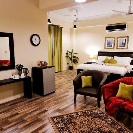 The Mandarin Inn Gilgit Dış mekan fotoğraf