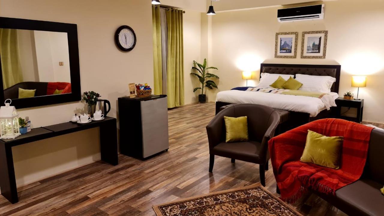 The Mandarin Inn Gilgit Dış mekan fotoğraf
